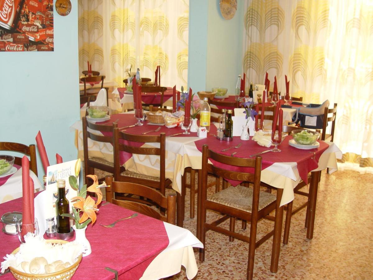 Hotel Lariana Rivazzurra Di Rimini المظهر الخارجي الصورة